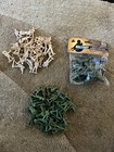 Green Army Plastic Military Action, Figurines Lot, Green And Brown  Army Men — photo 3