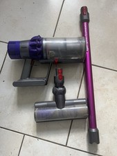 Dyson Cyclone V10 Animal Extra Cordless Stick Vacuum Cleaner No Charger Working