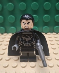 Lego 76003 Superman Battle of Smallville Minifigures ONLY