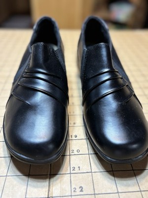 Thom McAn Size 10 Wide Black Comfort Slip On Heeled Closed Toe Shoe Preowned