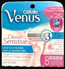 gilette venus divine sensitive 8 refill cartridges scuffed box