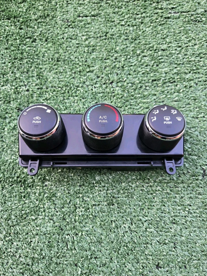 OEM 2010-2014 Chrysler 200 Dodge Avenger A/C Climate Heater Temperature Control - Image 3 of 4