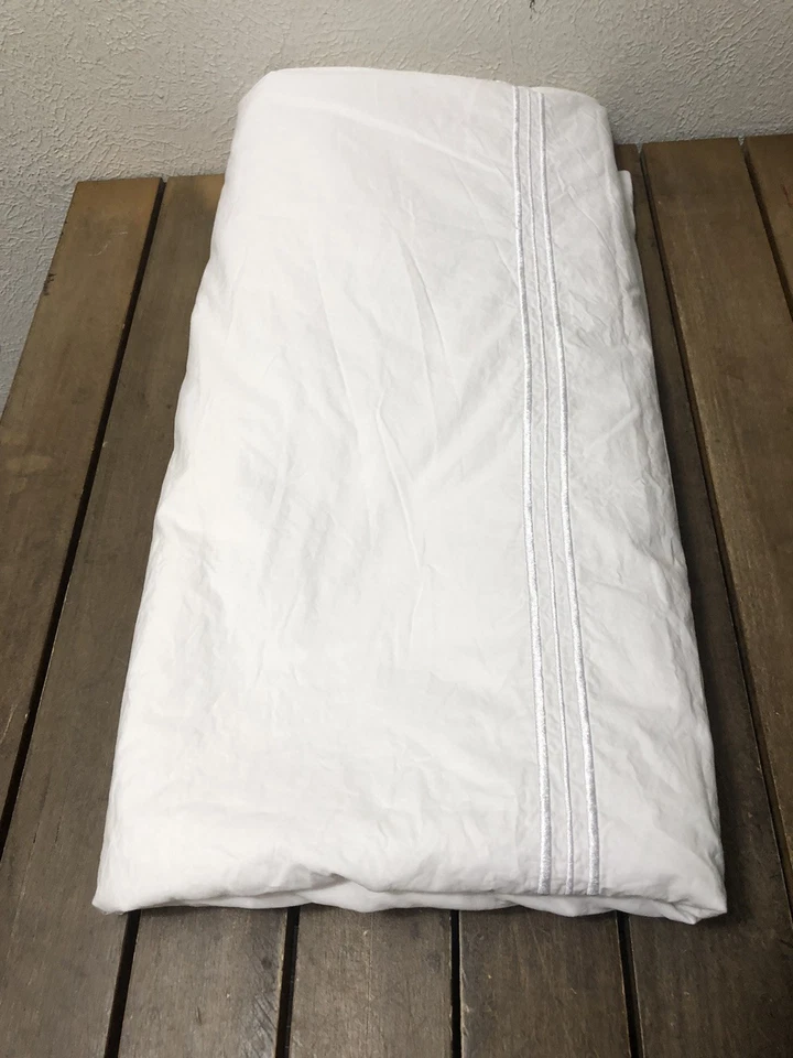 Pine Cone Hill Trio Duvet Cover Queen Size White Cotton Percale 94x94” EUC - Image 2 of 4