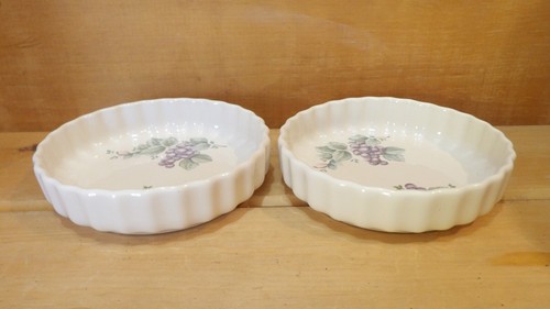 2 Pfaltzgraff Grapes/Grapevine 6¼"W x 1½"H Fluted/Ribbed Bowls/Ind. Casserole. - Afbeelding 4 van 7