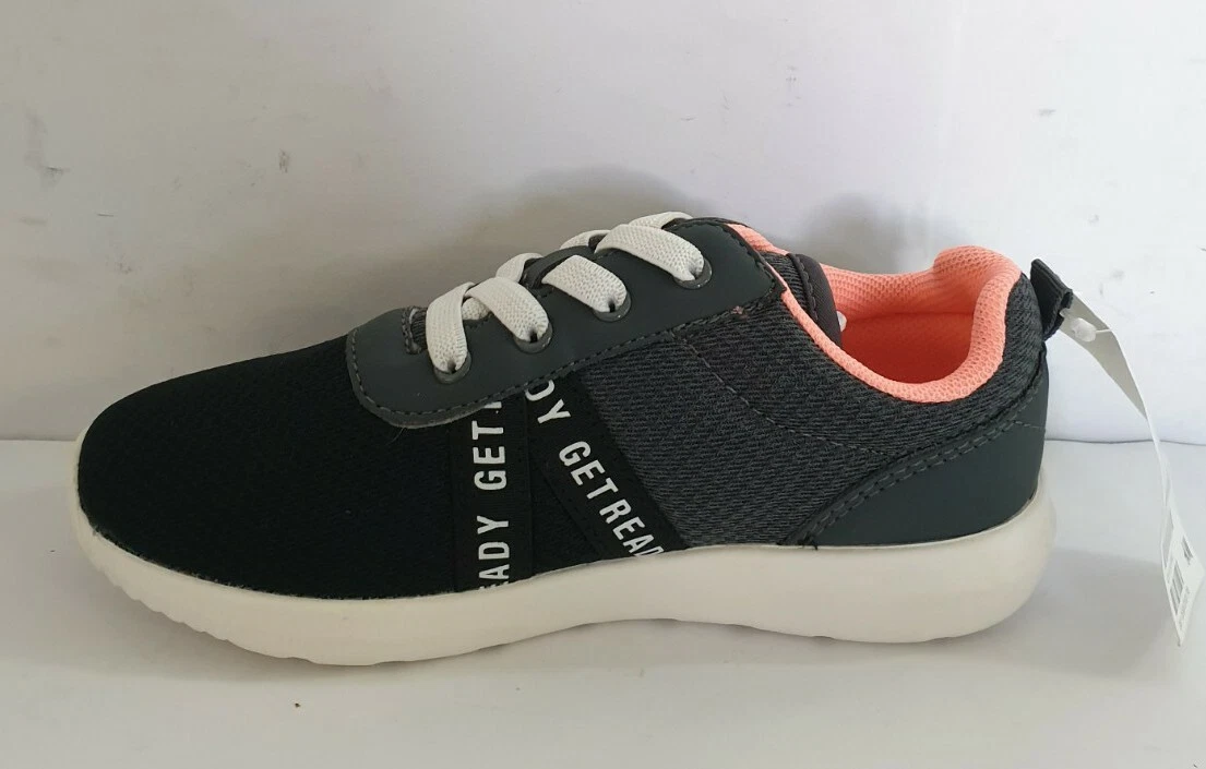 Mesh outlet trainers h&m