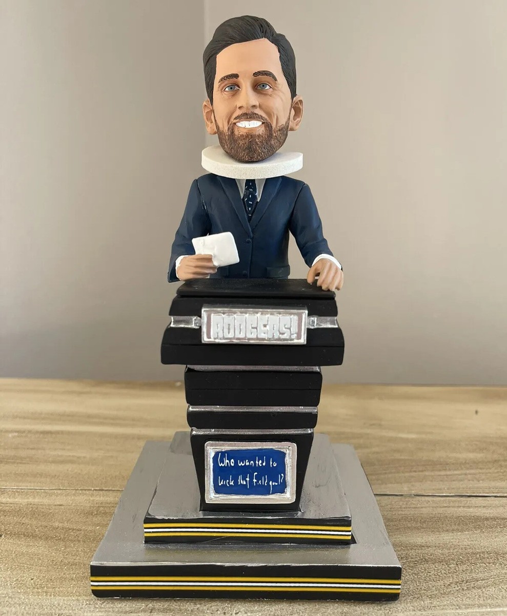 Aaron Rodgers Jeopardy Watch Who Will Be The New Host Of Jeopardy