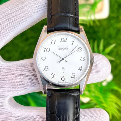 Vintage Seiko JDM Arabic Numerals Dial Japan Made Men's Quartz