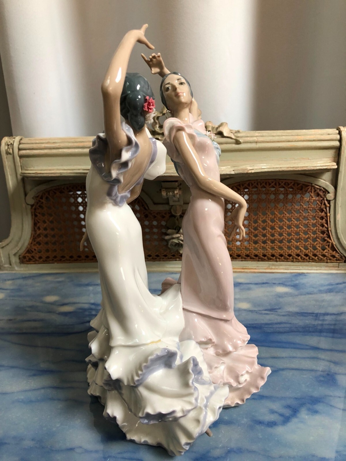 Picture 4 of 10