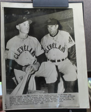 1951 Press Photo Cleveland Indians Sam Chapman and AL Lopez