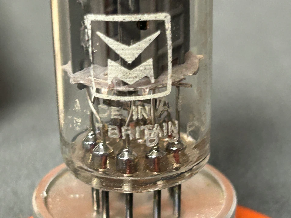 Tubo Mullard 6EU7 - Alto Mu - Doble Triodo - Amplitrex Probado Foto 2 de 4