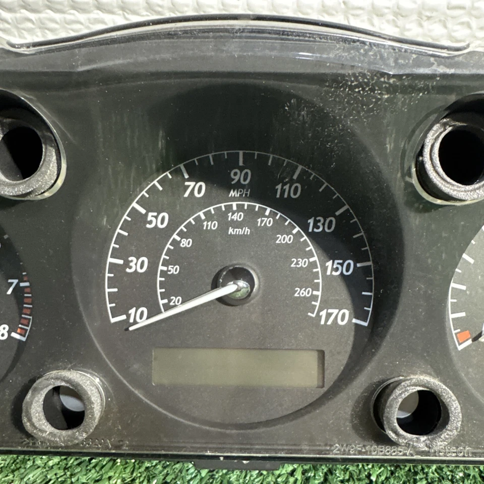 Jaguar XJ 2008 VANDEN PLAS VELOCÍMETRO CUADRO DE INSTRUMENTOS 5W93-10849-AC Foto 3 de 4