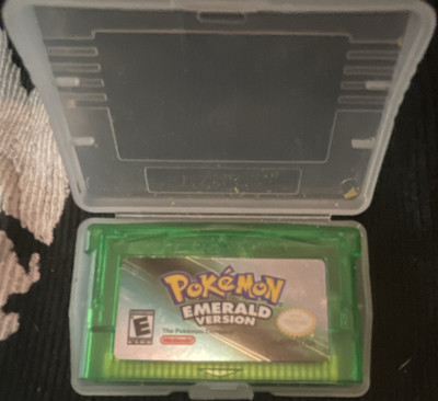 Pokémon: Emerald Version-Nintendo Game Boy Advance Role Playing E-Everyone