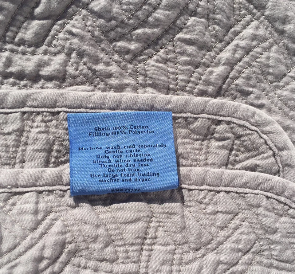 Funda Simply Vera Wang acolchada King (LEER) Foto 4 de 4