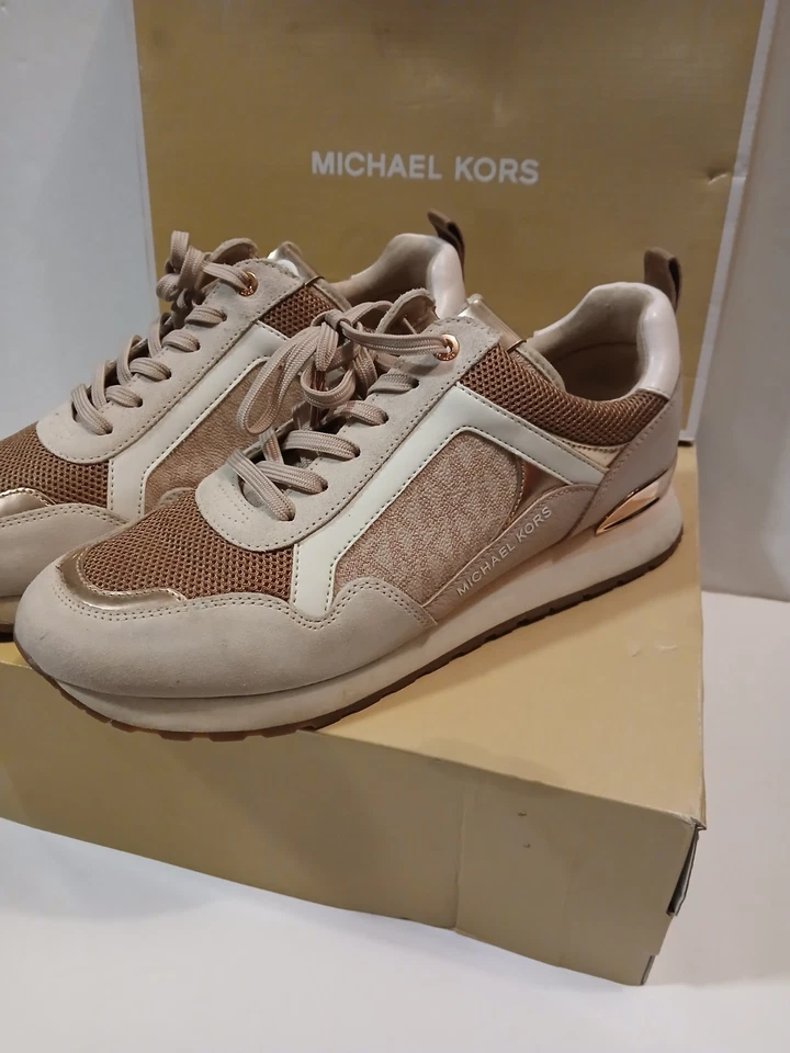 Zapatillas deportivas Michael Kors Wilma Trainer zapatos. Gamuza rosa suave talla 10 Foto 2 de 4