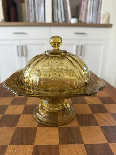 Vintage Federal Glass Madrid Amber Glass Covered Lidded Footed Dish Cloche