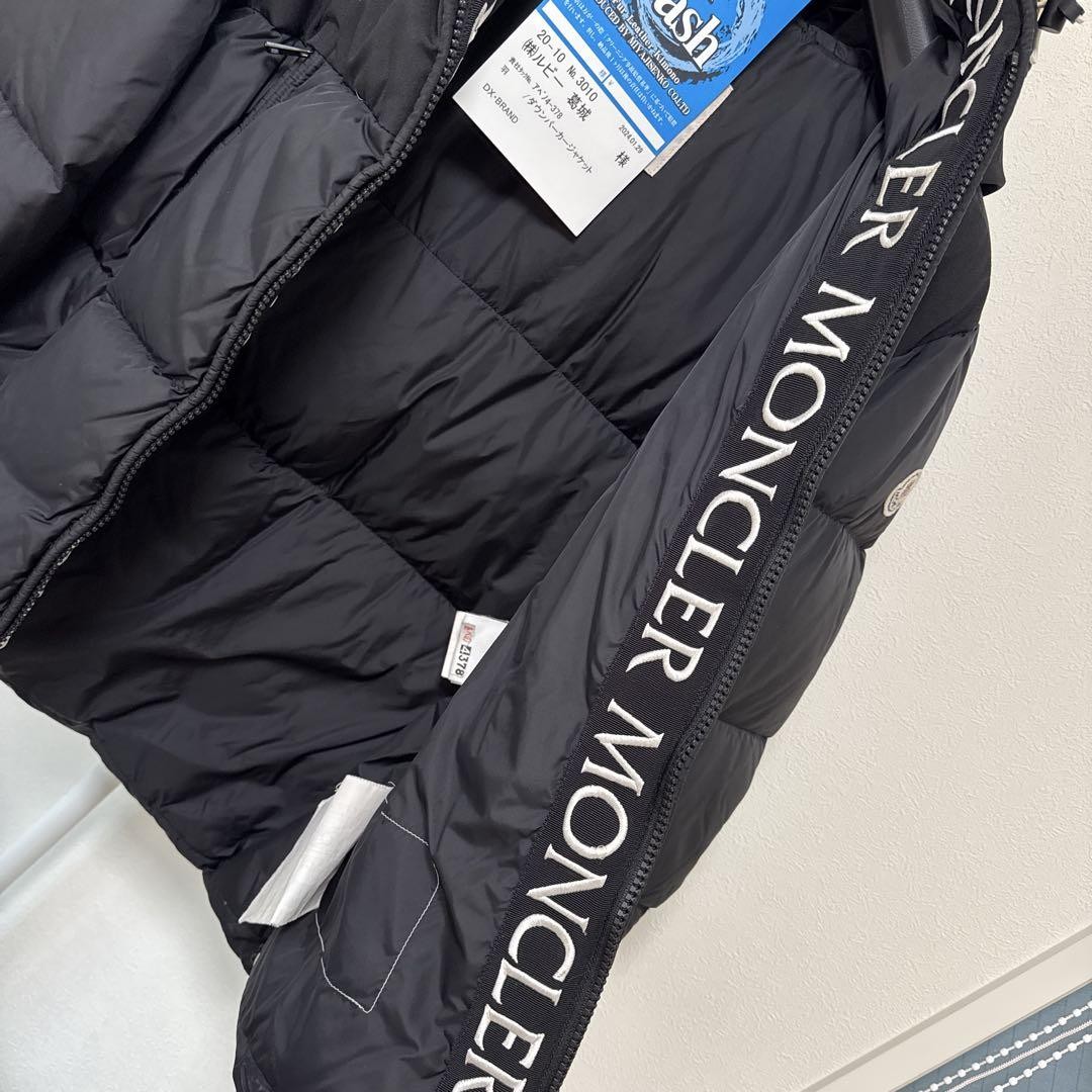 moncler ジャケット 美品❤️ サイズ2 Moncler Black Down Jacket Size 2 Hooded Zip-Up Repairable