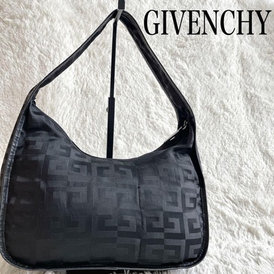 Goku Givenchy 4G Monogram One Shoulder Accessoire Pouch
