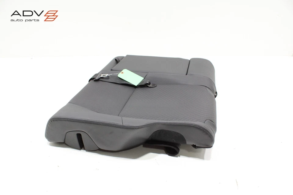 TOYOTA VENZA 2021-24 ASIENTO TRASERO DERECHO DEL LADO DEL PASAJERO COJÍN SUPERIOR Y REPOSABRAZOS OEM Foto 2 de 4