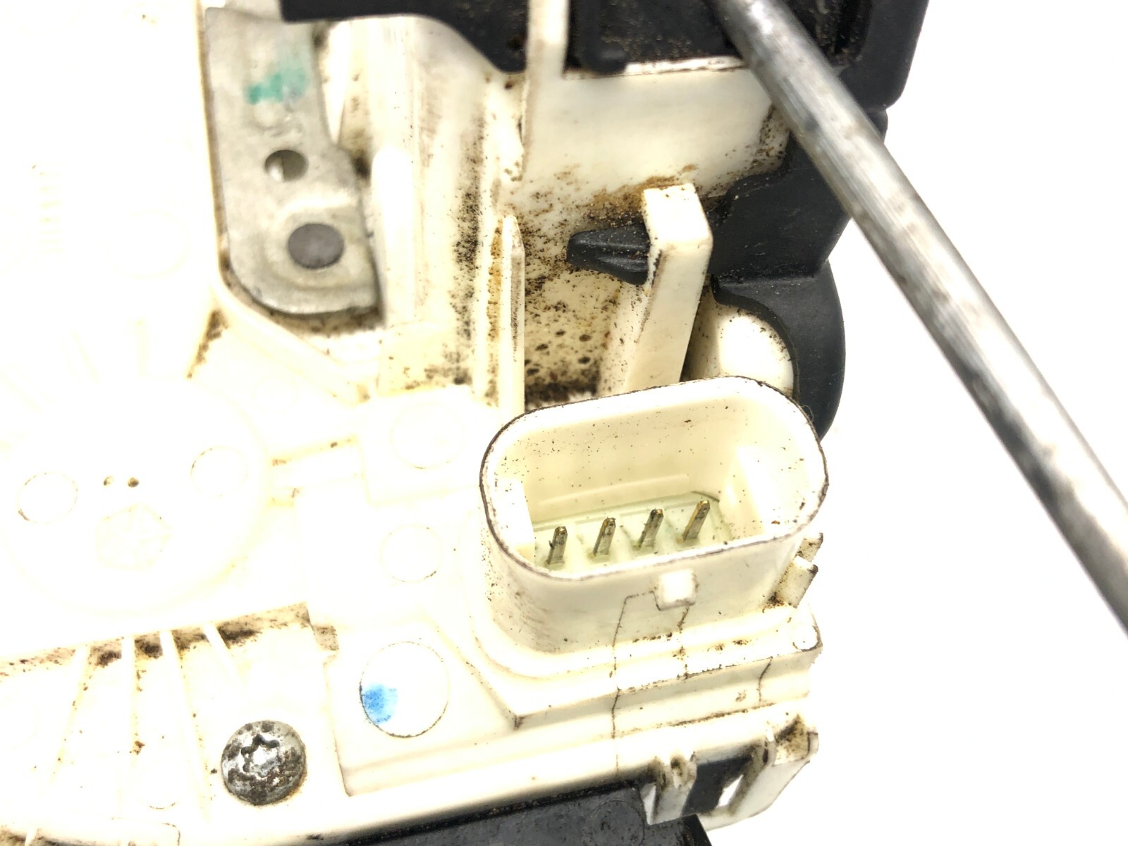 2017-2020 MASERATI LEVANTE LEFT DRIVER REAR DOOR LOCK LATCH ACTUATOR OEM