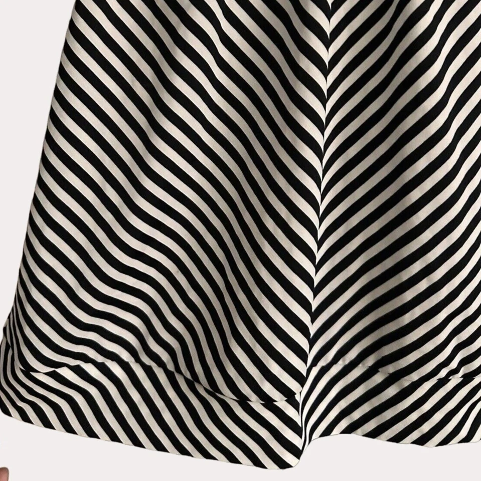 Traje de baño Athleta Tankini Top a rayas Sujetador incorporado Negro Blanco 32D 32DD bv Foto 3 de 4