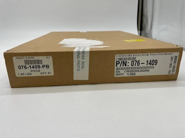 NEW 076-1409 Apple Display Housing with Bezel MacBook 13" Unibody Late 2009-2010 - Image 3 of 4