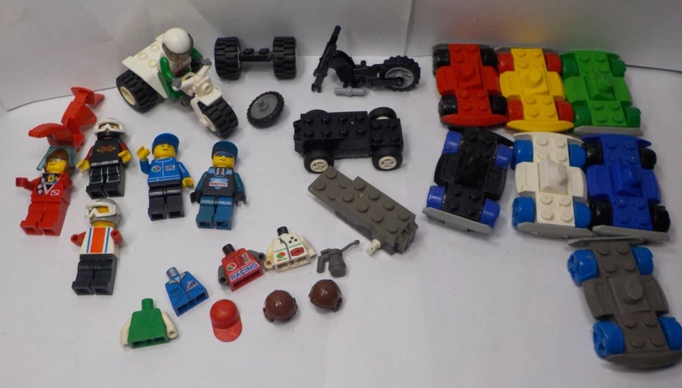 Lego Race Minifigures Lot and Accessories - Image 2 of 4