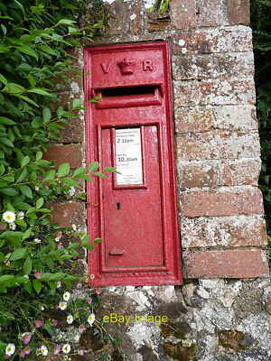 Photo 12x8 Victorian postbox at Harcombe Wallbox EX10 88, installed in a c c2017