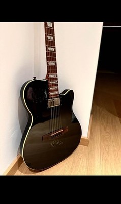 Godin a6 ultra electric/acoustic
