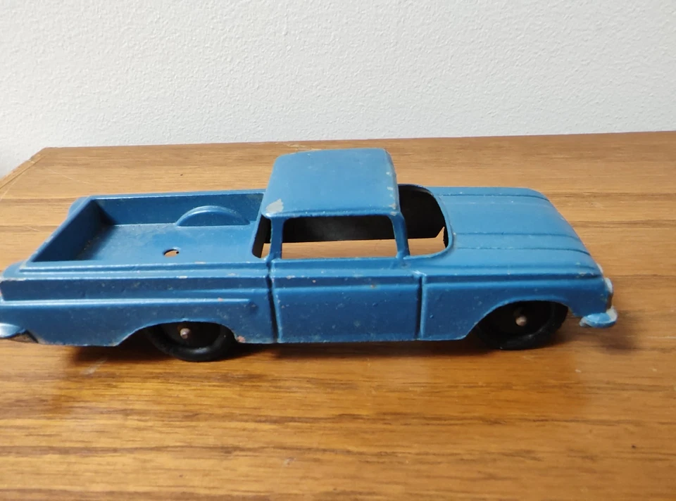 Chevrolet EL CAMINO 1960 camioneta pickup vintage azul TootsieToy modelo de juguete clásico Foto 3 de 4