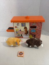Zhu Zhu Pets Pizza Shop Shop Only Replacement Piece 2 Pets Very Talkative