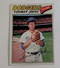 1977 Topps # 128 Tommie John