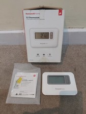 Honeywell T3 Wired Programmable Thermostat - Working - Used