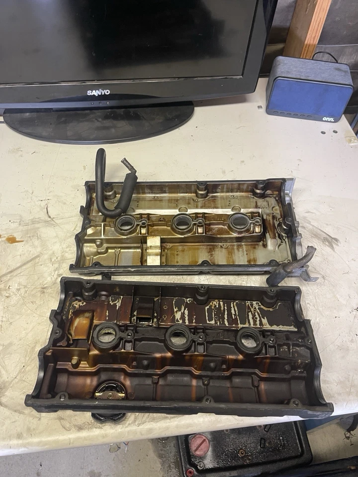 Cubierta de válvula delantera y trasera Mitsubishi 3000GT Dodge Stealth para 91-99 DOHC Foto 2 de 2