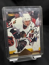 1996-97 PINNACLE ERIC DAZE #212 Signed by Eric Daze