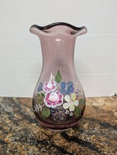 VINTAGE HAND BLOWN PAINTED PURPLE FENTON FLORAL VASE AMETHYST GLASS RUFFLED EDGE