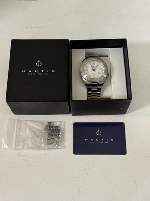 NAUTIS GLOBAL DIVE WHITE DIAL MEN'S WATCH