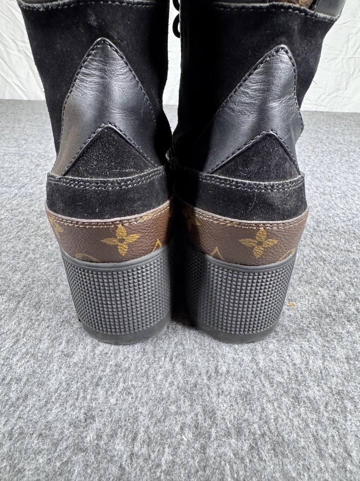 Louis Vuitton Boots Womens Size 38.5 EU Laureate Monogram Suede Leather Combat - Image 4 of 4