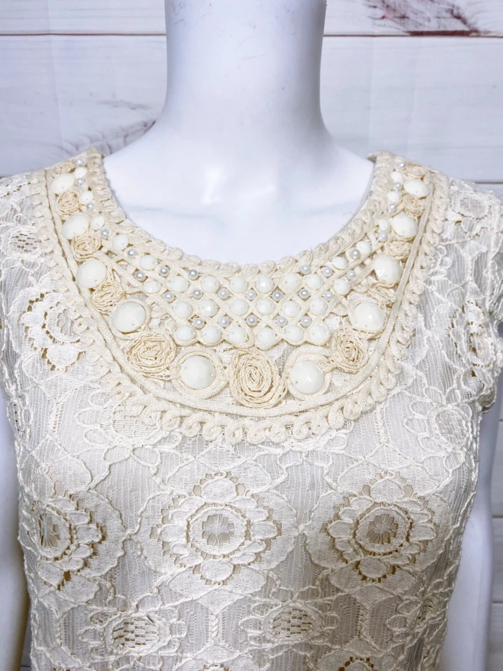 Vestido Studio I Mujer Talla 8 Beige Floral Encaje Bordado Forrado Cremallera Trasera Foto 4 de 4