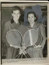 1952 Press Photo Wightman Cup Tennis Team Players Dorris Hart And Shirley Fry