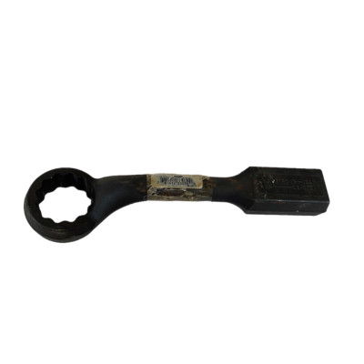 Armstrong 33-070 2-3/16'' x 13-1/2'' 12-Point 45° Offset Striking Face Wrench -