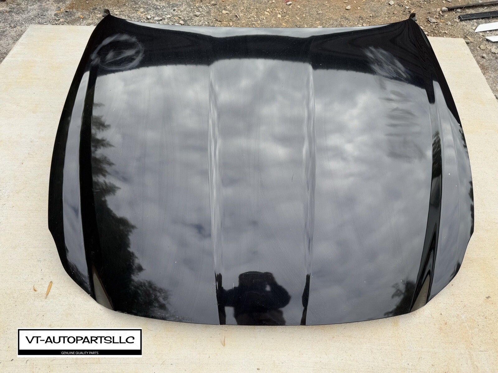 ⭐️2014-2019 MASERATI QUATTROPORTE HOOD BONNET PANEL ASSEMBLY / HINGES BLACK  OEM