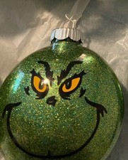 Grinch Christmas Ornaments Plastic 6 Inch Disc