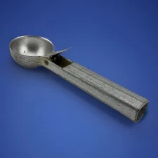 Vintage A.C. Eichin 7 inch Aluminum Ice Cream Thumb Scoop Patent 2756698 USA