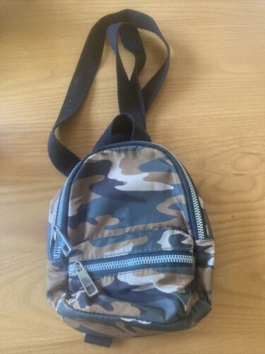 Camouflage Mini Backpack. - Picture 1 of 3