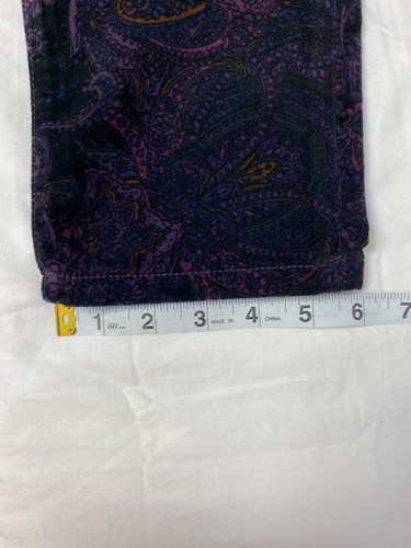 Chaps Damen Samt Cord Hose Gr. 4 Slimming Fit Lila Paisley Print Velour - Bild 9 von 10