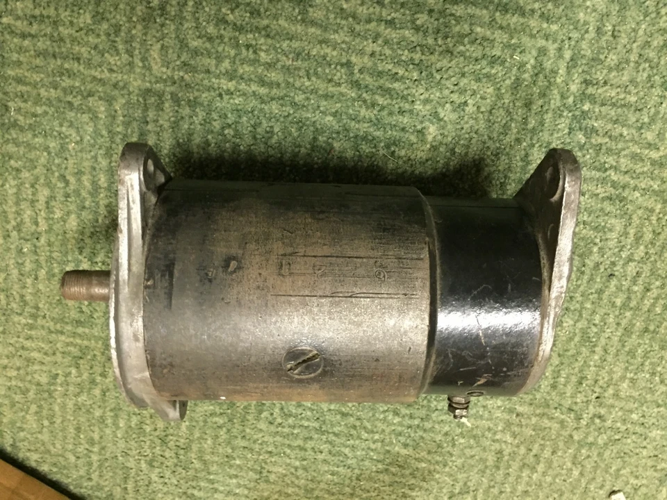 Mystery Generator may be 1950's American Jeep, Needs Rebuilding - Image 2 of 4