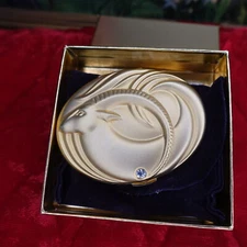 Estée Lauder Lucidity Pressed Powder GOLDEN CAPRICORN Transparent 06