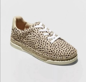 universal thread leopard sneakers