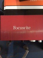 Focusrite Scarlett 2i2 (2nd Gen) USB Audio In...
