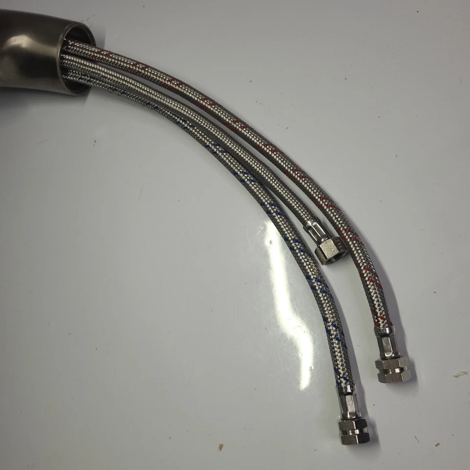 天马拉出厨房龙头系列 k300 596-740P ASMEA 112.18.1 仅机身!! — 第 4/4 张图片